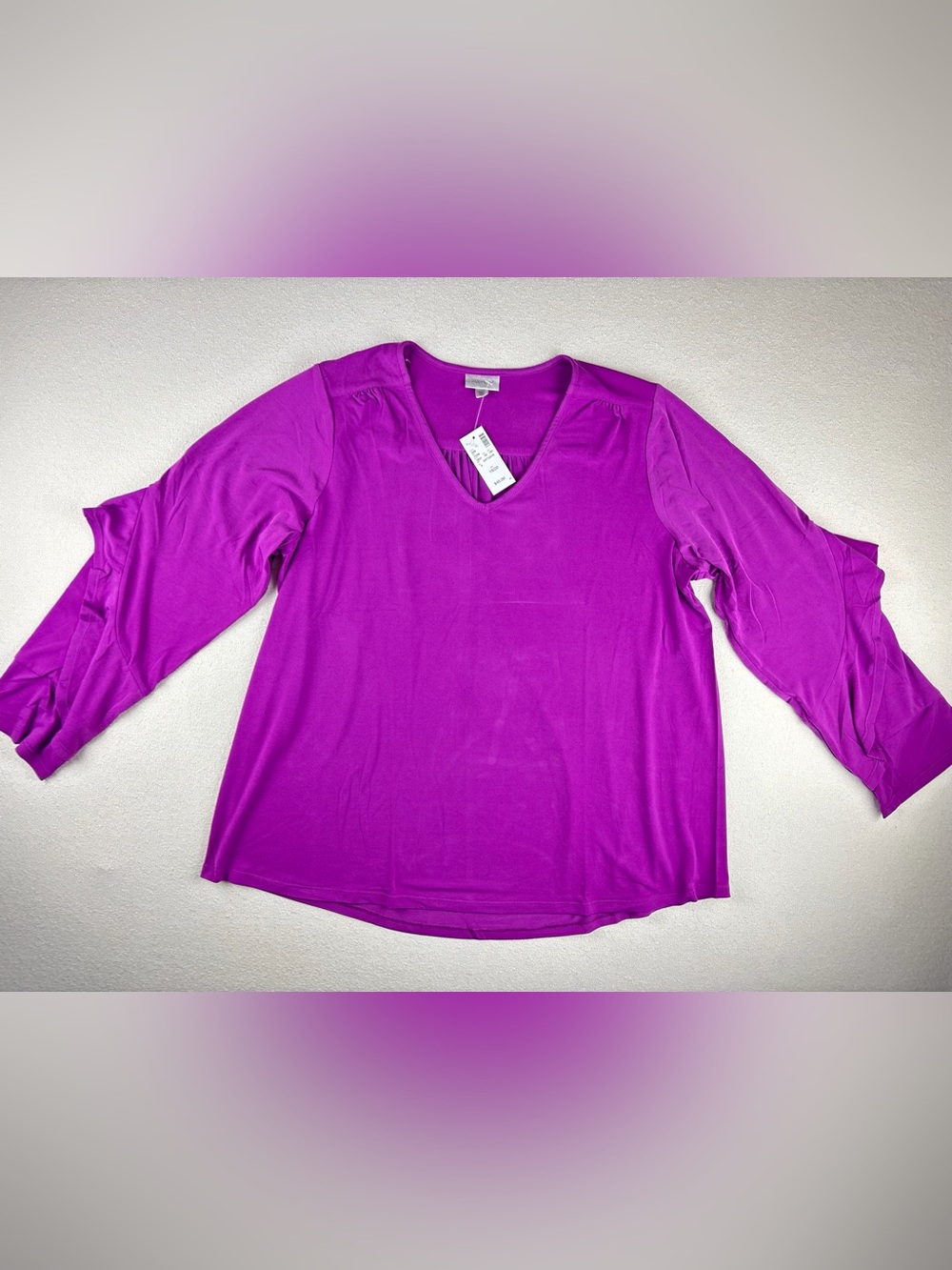 AVENUE V-Neck Long Sleeve Top - Bright Magenta